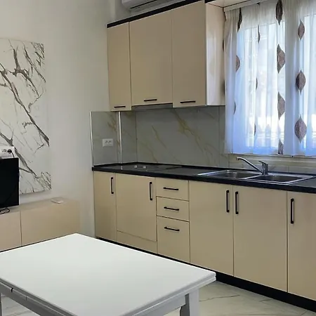 Apartment Klajdi *
